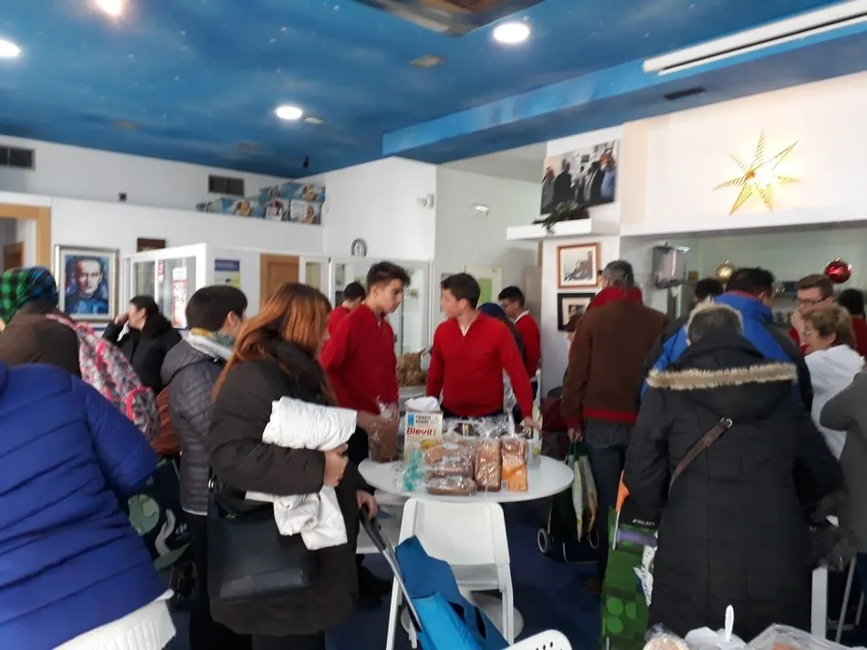 Foto 9 - El colegio Padres Trinitarios colabora en el Comedor de los Pobres de Salamanca  