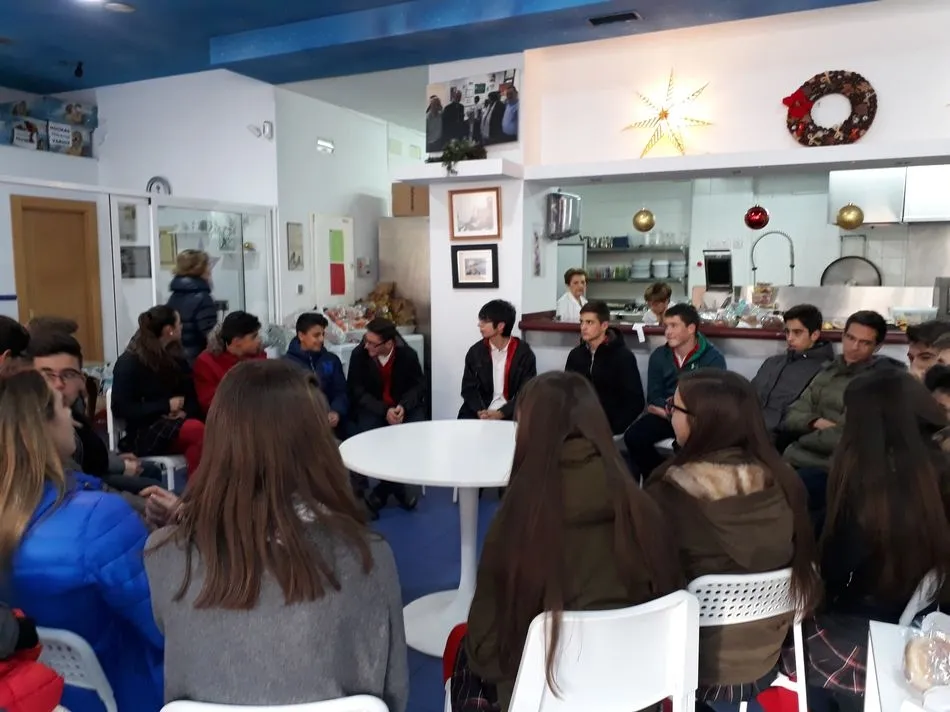 Foto 8 - El colegio Padres Trinitarios colabora en el Comedor de los Pobres de Salamanca  