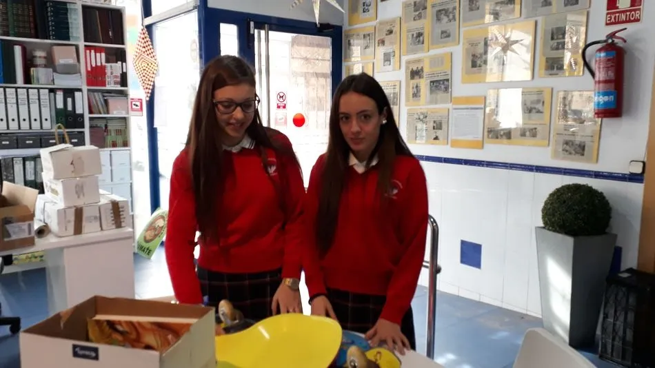 Foto 5 - El colegio Padres Trinitarios colabora en el Comedor de los Pobres de Salamanca  