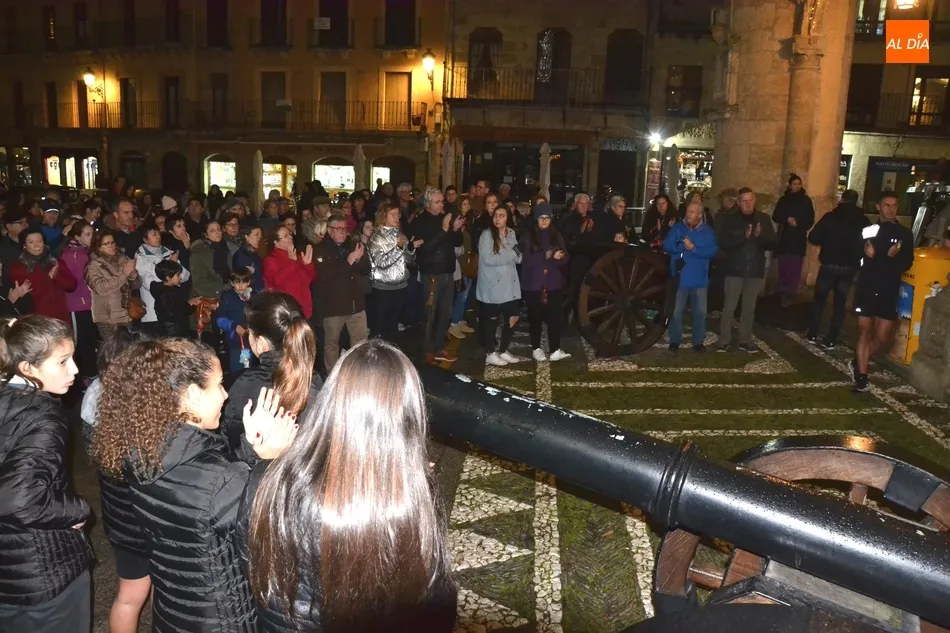 Foto 3 - Mir&oacute;briga corre en memoria de la profesora asesinada en Huelva  