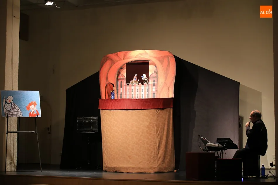 Foto 4 - &lsquo;Garbancito en la barriga del buey&rsquo; desembarca en el Centro Cultural La Vega  