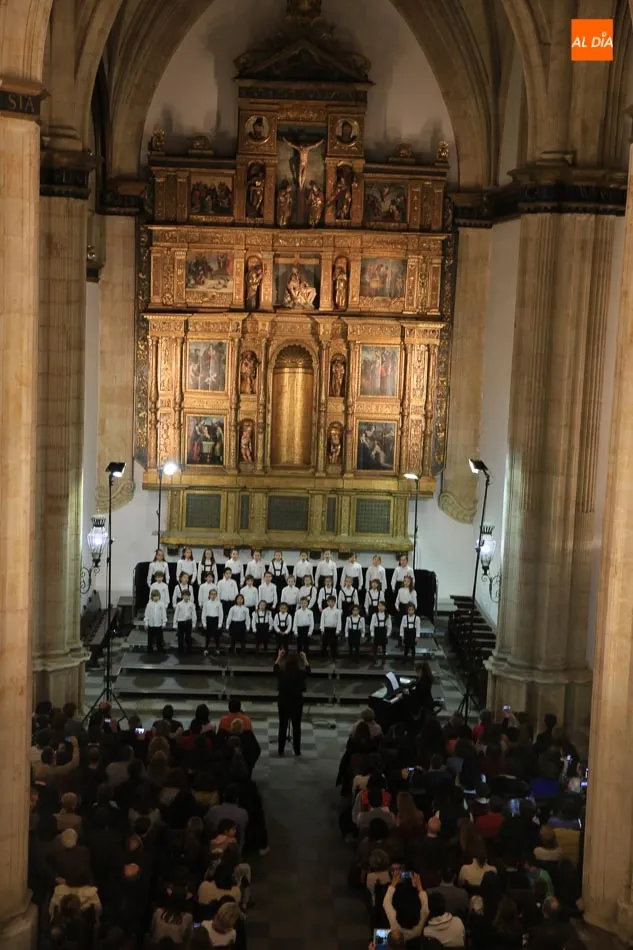 Foto 3 - El Coro Ciudad de Salamanca pone el broche final al ciclo de Navidad Polif&oacute;nica  