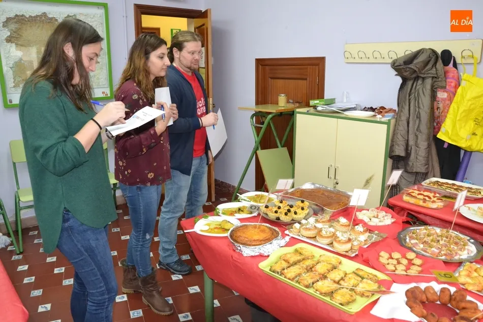 Foto 10 - La Escuela de Adultos remata el trimestre con su habitual jornada de convivencia  