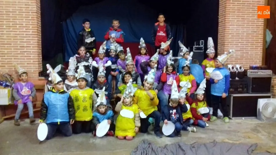 Foto 4 - La asociaci&oacute;n La Alh&oacute;ndiga promueve un Bel&eacute;n Viviente en San Felices de los Gallegos