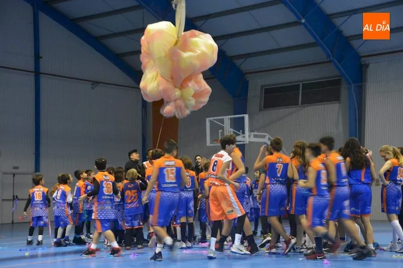 El Club de Baloncesto Cabrerizos presenta a su ‘gran familia’