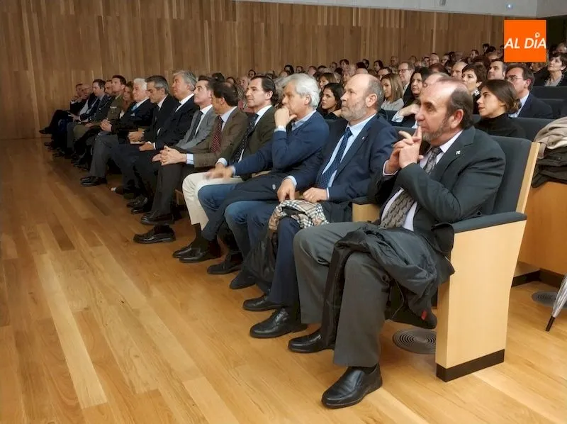 Foto 5 - &lsquo;Liricoso&rsquo;, de la ganader&iacute;a Montalvo, recibe el premio Toro de Oro de la Junta de Castilla y...