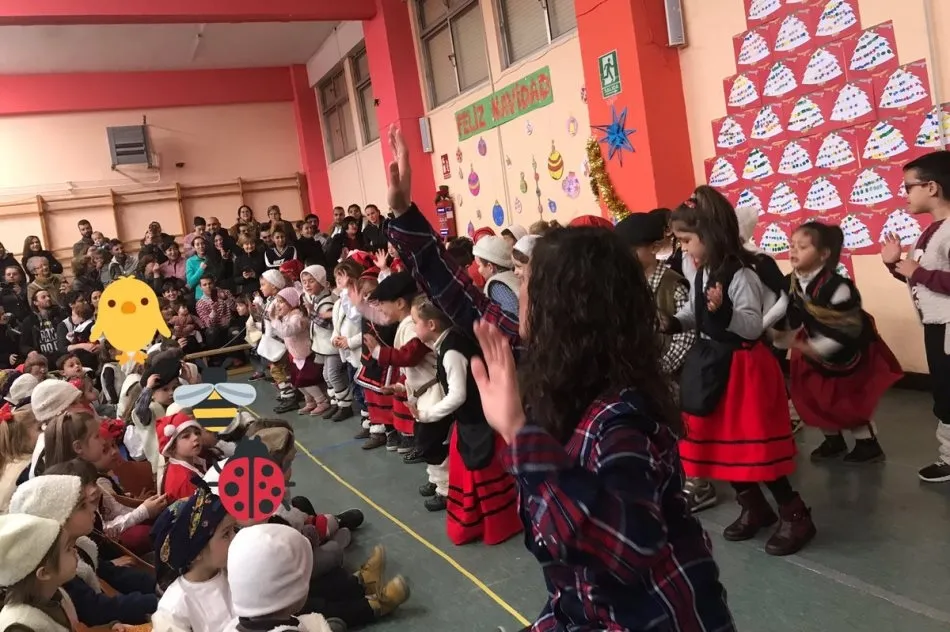 Foto 3 - El Colegio Mir&oacute;briga toma las &lsquo;12 uvas&rsquo; despu&eacute;s de mostrar los alumnos de Infantil todo su...