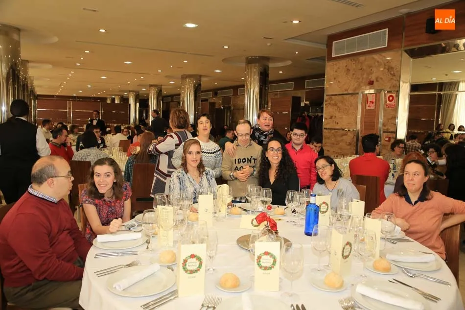 Foto 11 - Insolamis celebra una familiar comida de Navidad