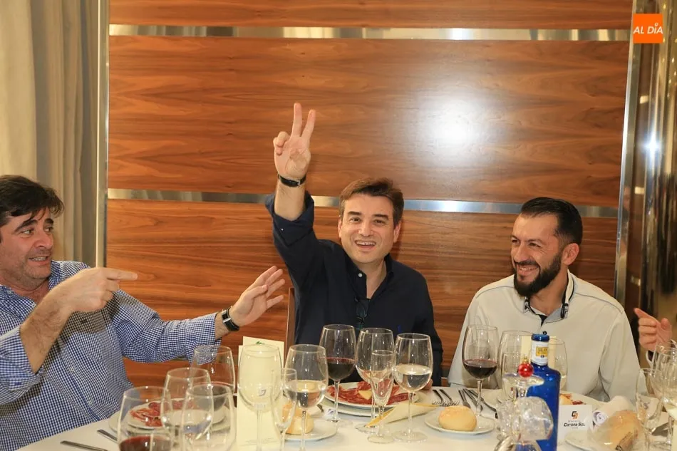 Foto 3 - Insolamis celebra una familiar comida de Navidad