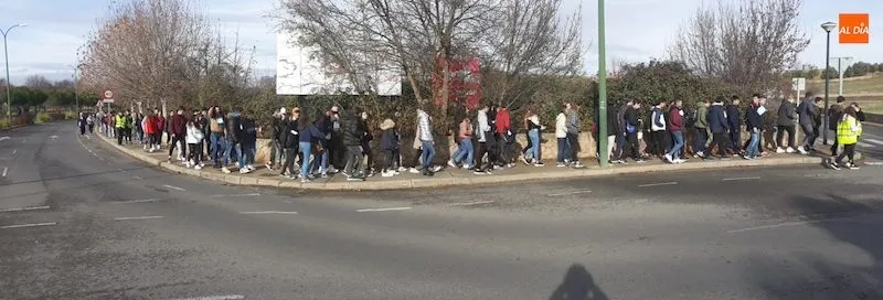 Foto 7 - El Colegio Maristas Champagnat de Salamanca celebra su XXIX Marcha Solidaria