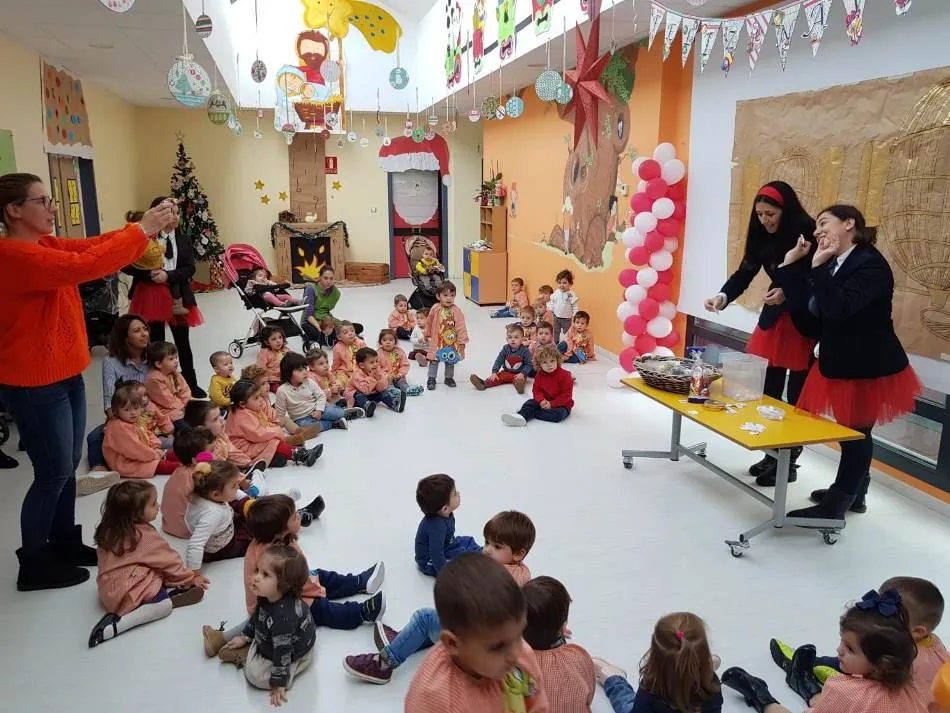 Foto 2 - &lsquo;Las ni&ntilde;as de San Ildefonso&rsquo; de la Escuela Infantil sortean sus &lsquo;moneditas de chocolate&rsquo;  