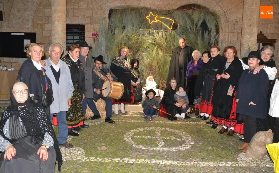 Espléndida tarde para disfrutar del belén viviente del Botón Charro  