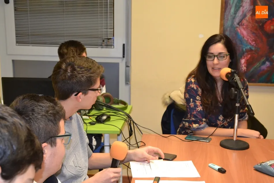 Foto 2 - Radio i despide el a&ntilde;o con una emisi&oacute;n en directo con varias entrevistas  