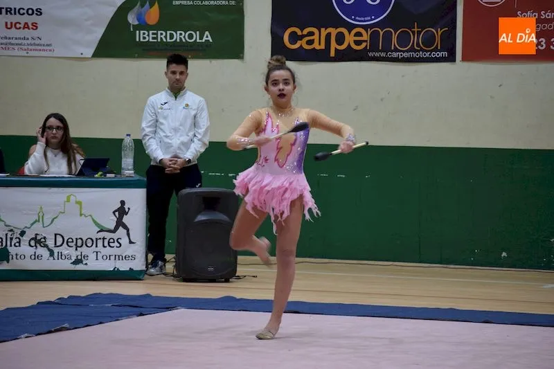 Foto 5 - Las Escuelas Piensos Dur&aacute;n Albense se presentan en la tradicional gala de Navidad