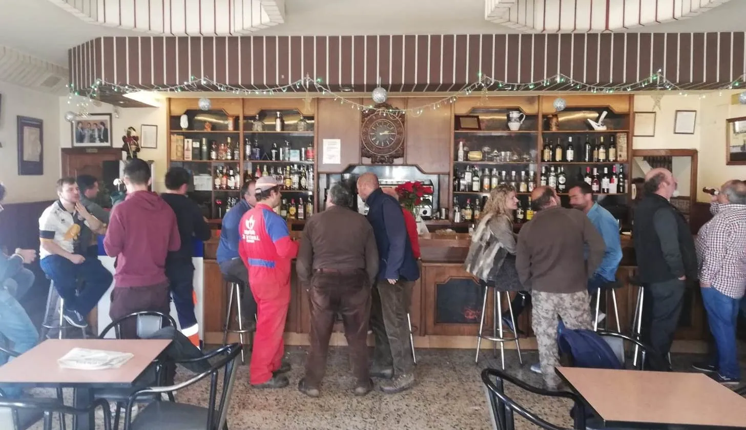 Foto 2 - El Gordo de la Loter&iacute;a de Navidad deja 800.000&euro; en Cabrillas  