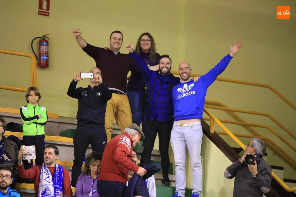 Foto 8 - Perfumer&iacute;as Avenida derrota al IDK Gipuzkoa tras una gran primera parte (58-54)