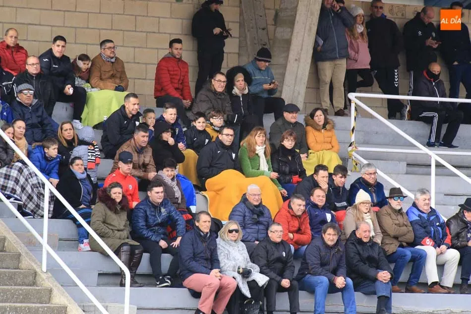 Foto 10 - La diferencia de goles da&nbsp;el liderato al filial del Salamanca UDS  