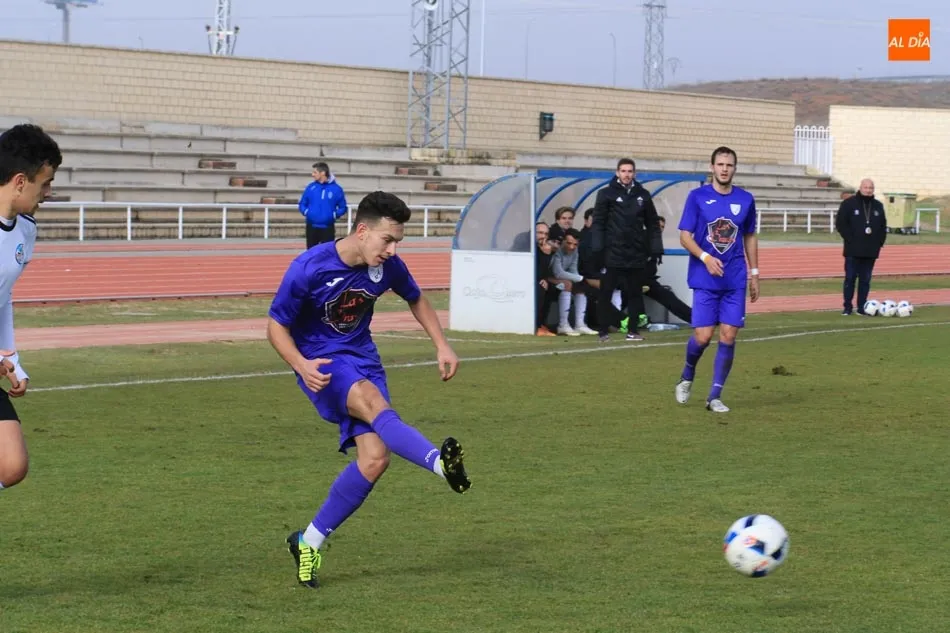 Foto 6 - La diferencia de goles da&nbsp;el liderato al filial del Salamanca UDS  