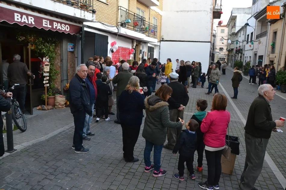 Foto 11 - Exitoso estreno de la chocolatada callejera de la calle Valera  