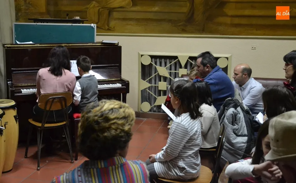 Los alumnos del taller de piano del CSA Aldea muestran lo que han aprendido  
