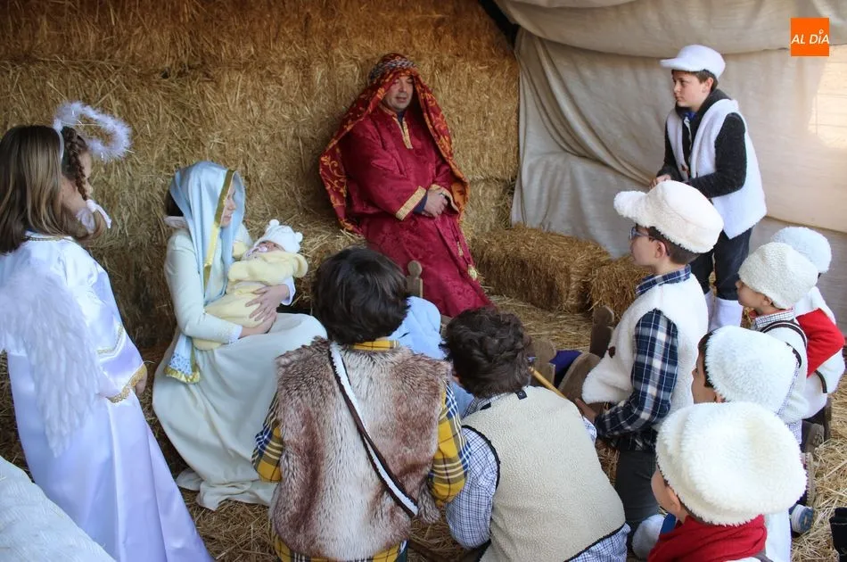 Los pastorcillos adoraron al niño el Belén de Valdemierque