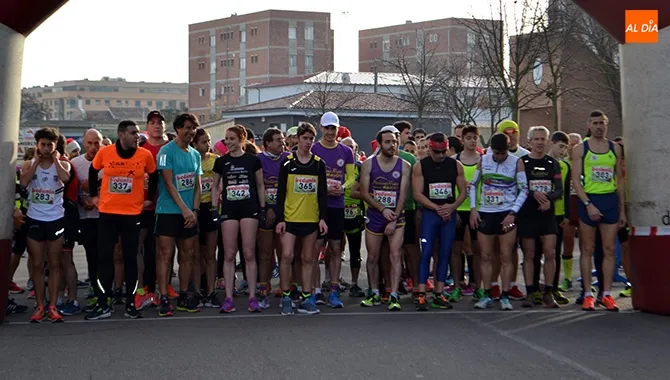 Juan Bueno y Lorena Martín han conseguido el triunfo en la categoría competitiva de la 4ª Milla Solidaria de Peñaranda