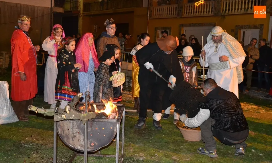 Foto 6 - El bel&eacute;n viviente del Barrio Nuevo sufre una revoluci&oacute;n  