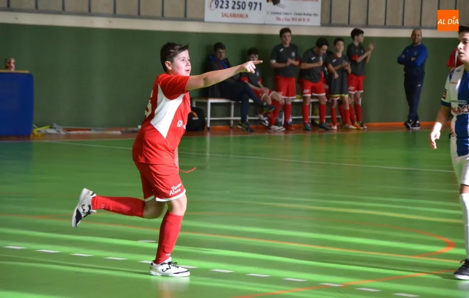 Foto 8 - [M 22|23 DIC] El Infantil del III Columnas consigue la &uacute;ltima victoria de los equipos federados en ...