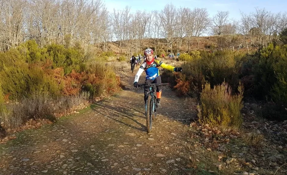 Foto 8 - M&aacute;s de 40 ciclistas toman parte en &lsquo;La &Uacute;ltima KDD del a&ntilde;o&rsquo;  
