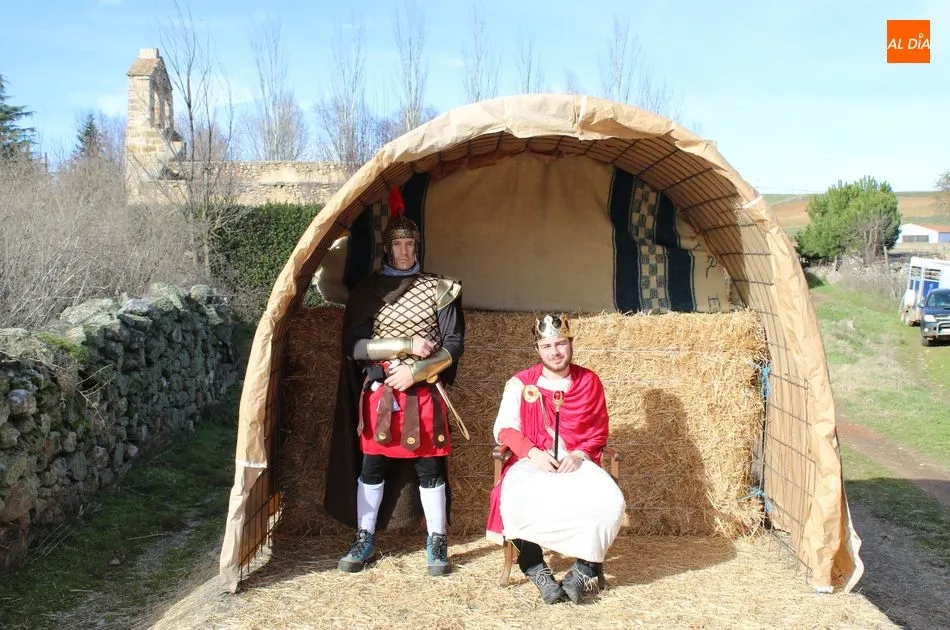 Foto 4 - Los belenes envuelven de Navidad la provincia