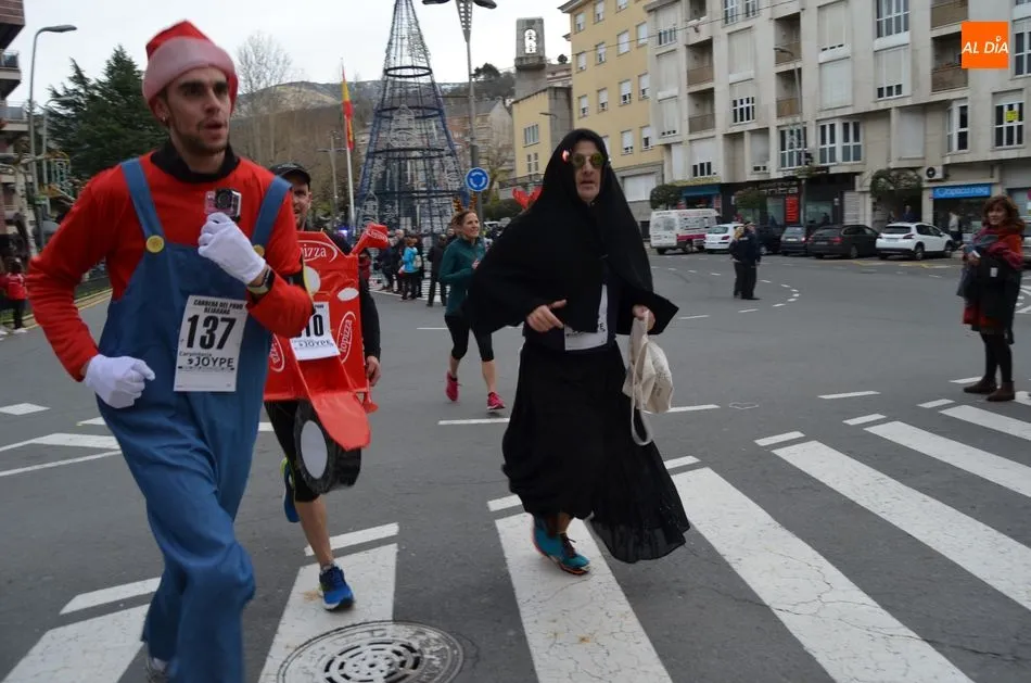 Foto 11 - La Carrera del Pavo vuelve con buen humor a B&eacute;jar  