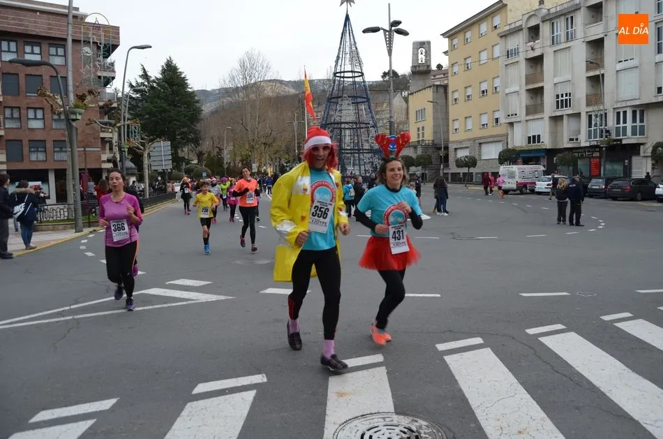 Foto 8 - La Carrera del Pavo vuelve con buen humor a B&eacute;jar  