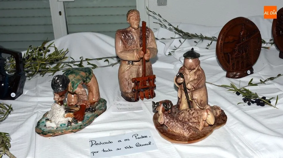 Foto 8 - La ceramista Mariasun Chico ofrece su obra art&iacute;stica y su solidaridad en una exposici&oacute;n en...