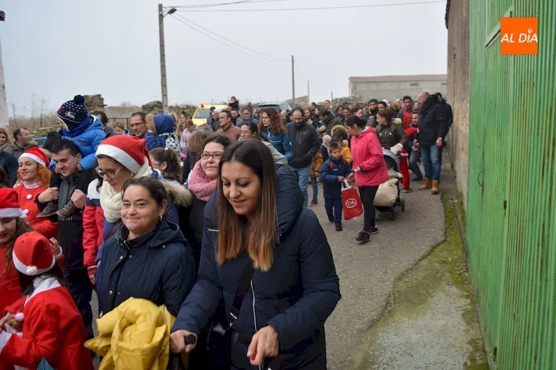Foto 11 - Pap&aacute; Noel regala una tarde m&aacute;gica a los albenses m&aacute;s peque&ntilde;os