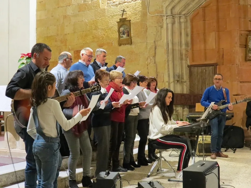 La iglesia de Villoria se llena de villancicos con el Certamen de Calvarrasa y Las Villas