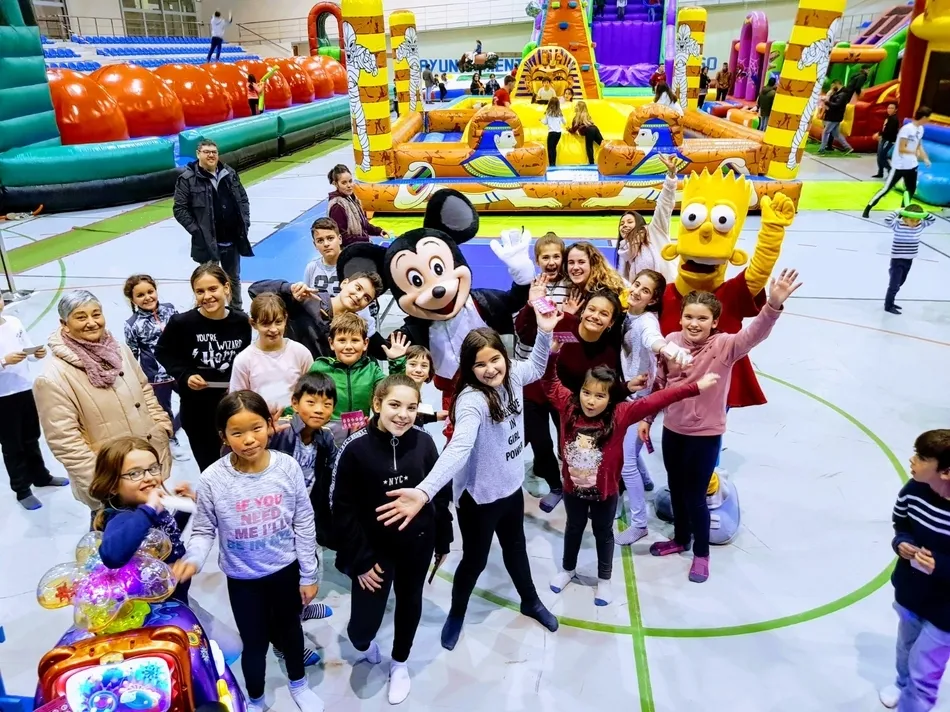 Mickey visita Navilandia  