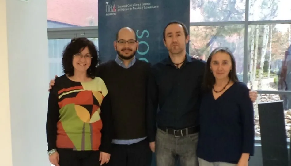 Isabel Gutiérrez Pérez; tesorera; Andrés Álvarez Hodel, secretario; Eduardo Lamarca Pinto, vicepresidente y Elvira Callejo Giménez, presidenta de la Sociedad Castellano y Leonesa de Medicina de Familia y Comunitaria (Socalemfyc)