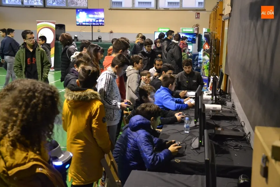 Foto 7 - Concurrida jornada de apertura de la Videogame Party 2018