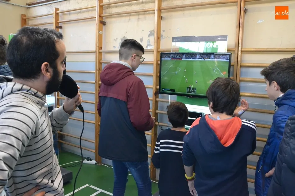 Foto 11 - Concurrida jornada de apertura de la Videogame Party 2018