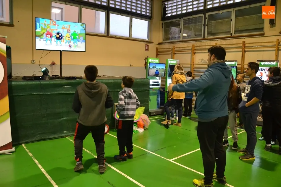 Foto 2 - Concurrida jornada de apertura de la Videogame Party 2018