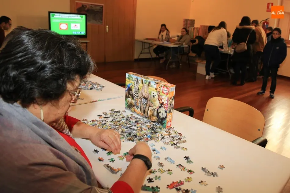 Foto 3 - Buen ambiente&nbsp; en el inicio del XVIII Concurso Nacional de Puzzles