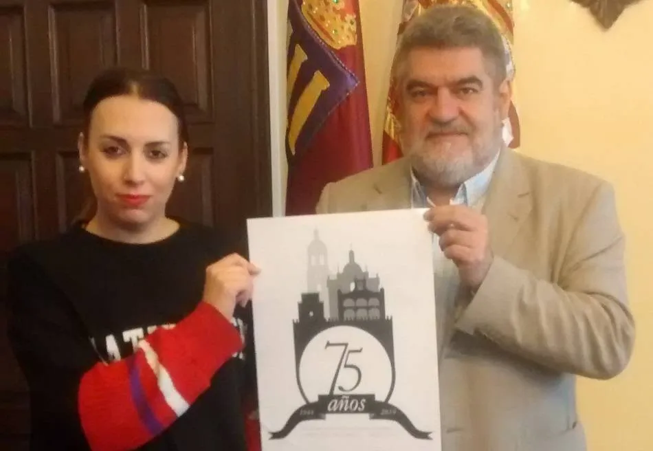 Imagen de la presentación del Logo del 75º Aniversario
