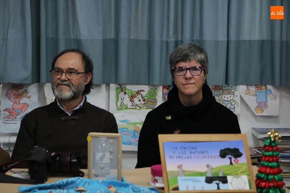 Foto 7 - Pilar Salazar presenta el cuento &lsquo;La Encina y los Ratones de Orejas Coloradas&rsquo; en Vitigudino  