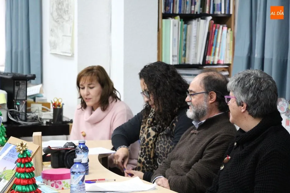 Foto 6 - Pilar Salazar presenta el cuento &lsquo;La Encina y los Ratones de Orejas Coloradas&rsquo; en Vitigudino  