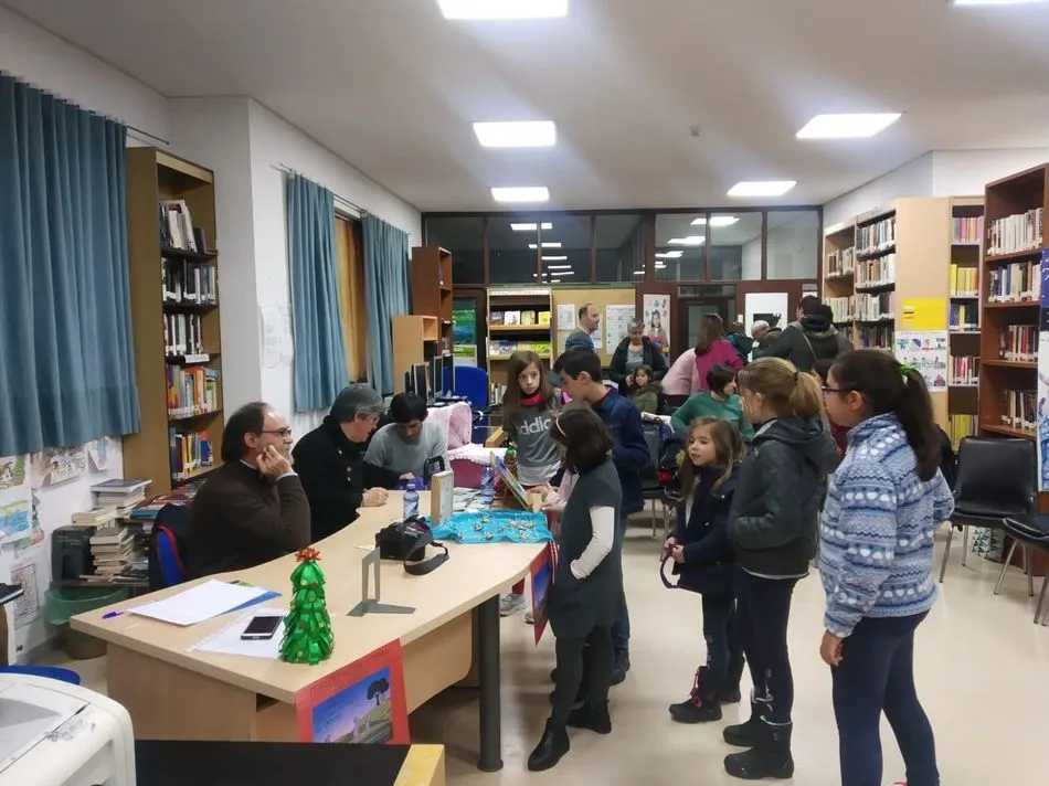 Foto 5 - Pilar Salazar presenta el cuento &lsquo;La Encina y los Ratones de Orejas Coloradas&rsquo; en Vitigudino  