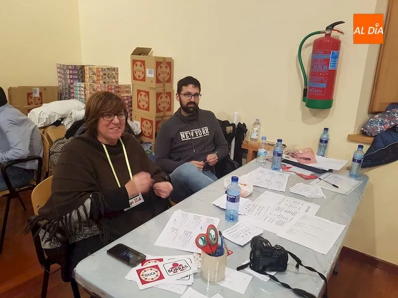 Foto 6 - Finaliza con &eacute;xito la primera jornada del XVIII Concurso Nacional de Puzzles Ciudad de Salamanca