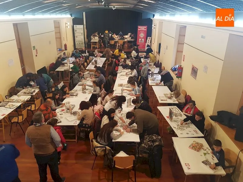 Foto 3 - Finaliza con &eacute;xito la primera jornada del XVIII Concurso Nacional de Puzzles Ciudad de Salamanca