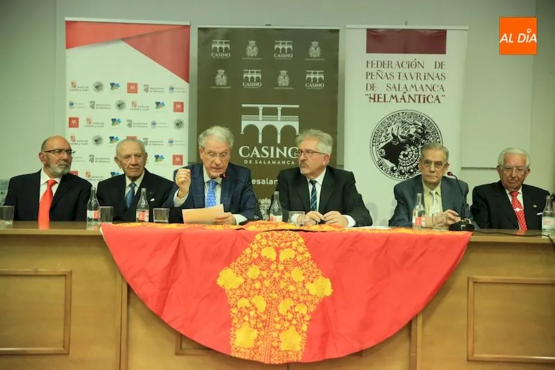 El Museo Taurino de Salamanca homenajea a su primera junta directiva