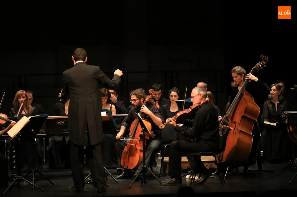Foto 4 - El Coro Ars Nova interpreta con maestr&iacute;a &lsquo;El Mes&iacute;as&rsquo; de H&auml;ndel