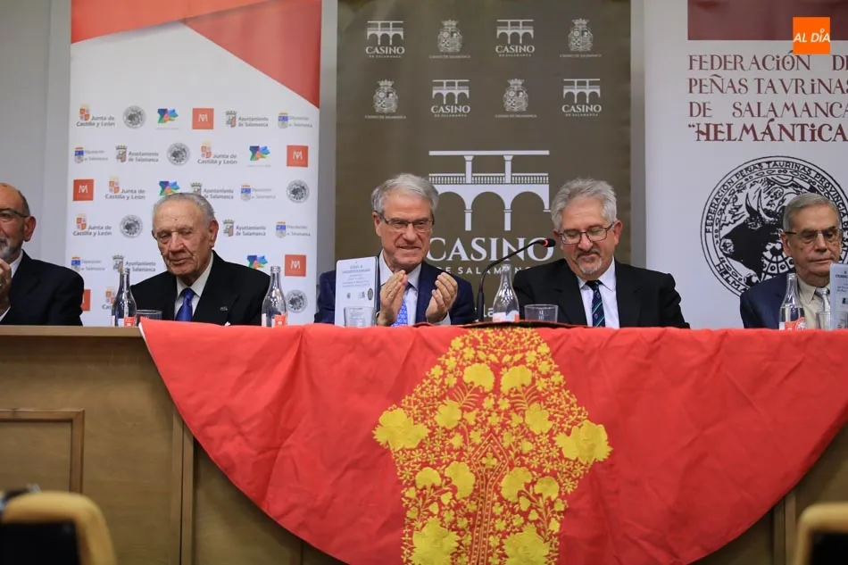 Foto 4 - El Museo Taurino de Salamanca homenajea a su primera junta directiva